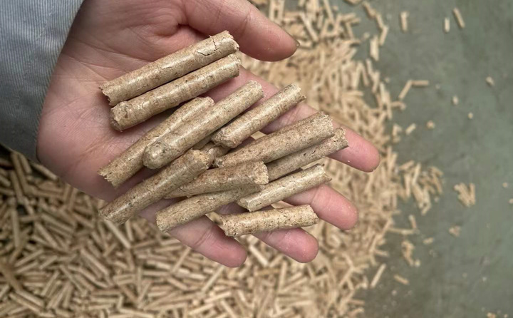 秸稈顆粒機(jī)把秸稈燃料化利用促進(jìn)資源利用